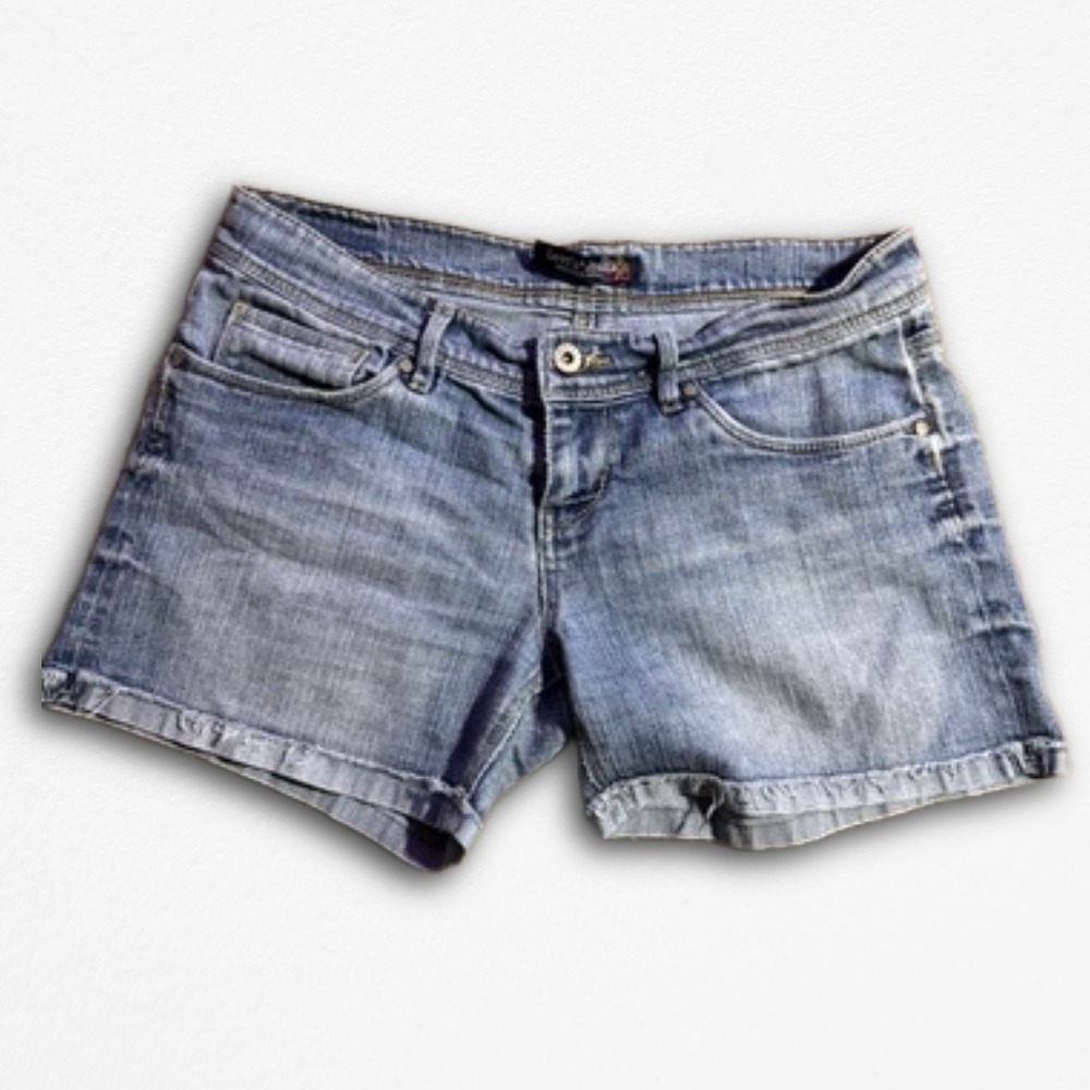 Levis Denim Shorts Womens 7 Light Wash Low Rise Raw Hem Cuffed Stretch Jean
